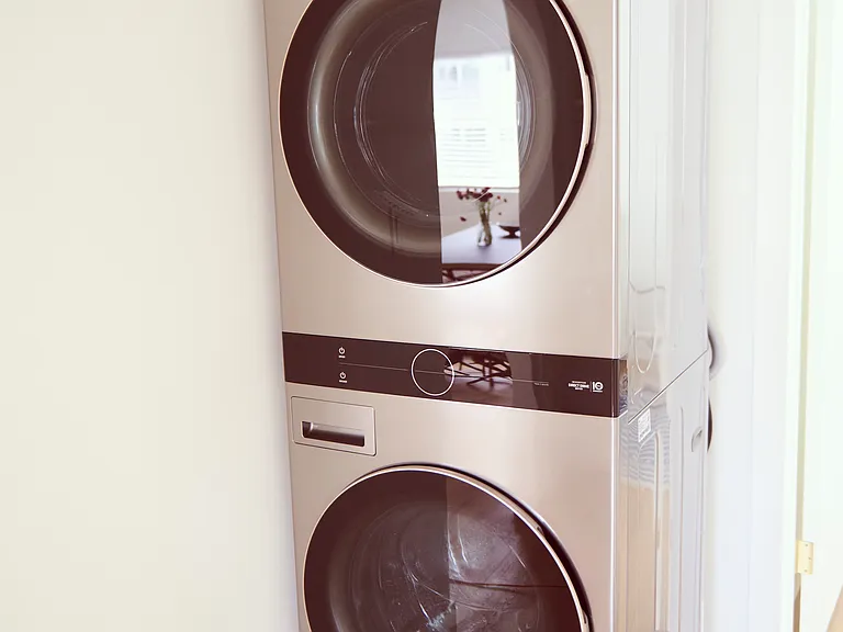 Laundry (In-Unit)