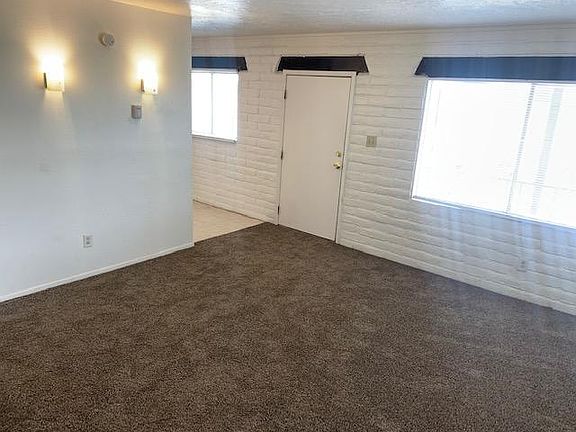 4th image of 1120 Plain St APT B10
