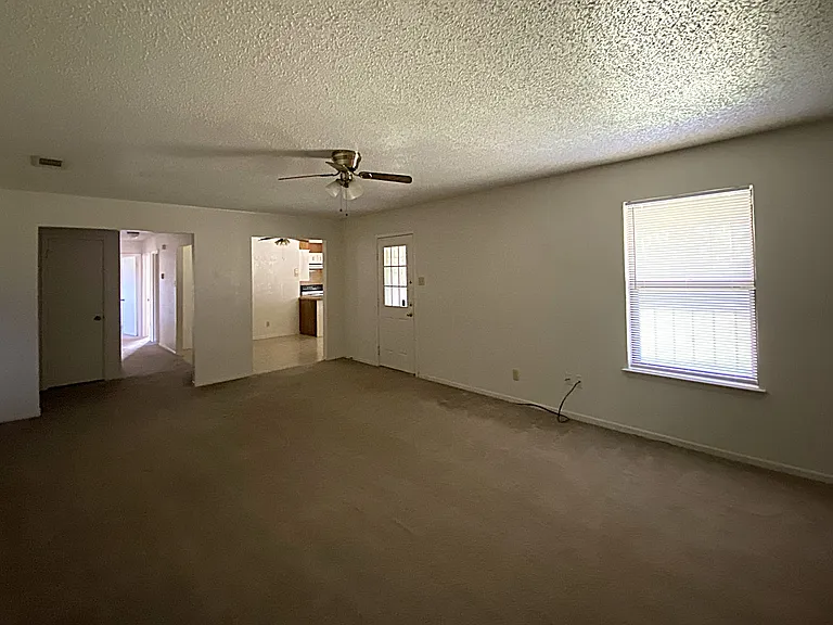 1508 Edgefield St — Photo 5