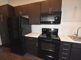 830 S Robberson Ave, Springfield, MO 65806