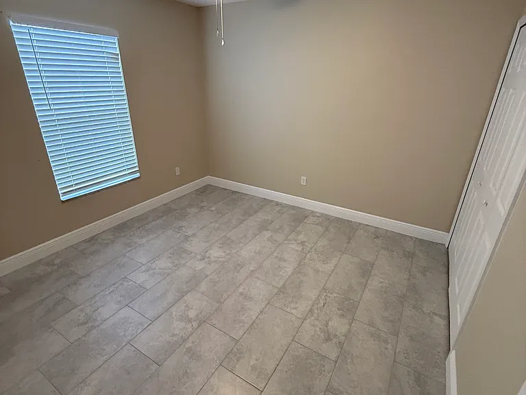 3561 SW San Benito St — Photo 5
