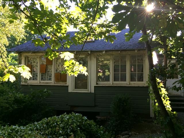2nd image of 1220 Grant St