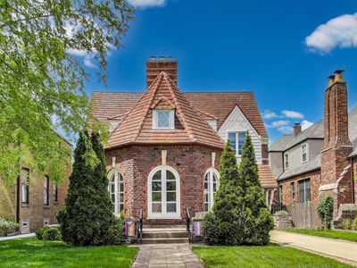 1213 Columbian Ave, Oak Park, IL, 60302