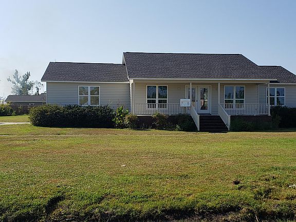 4th image of 1515 E 40th Pl