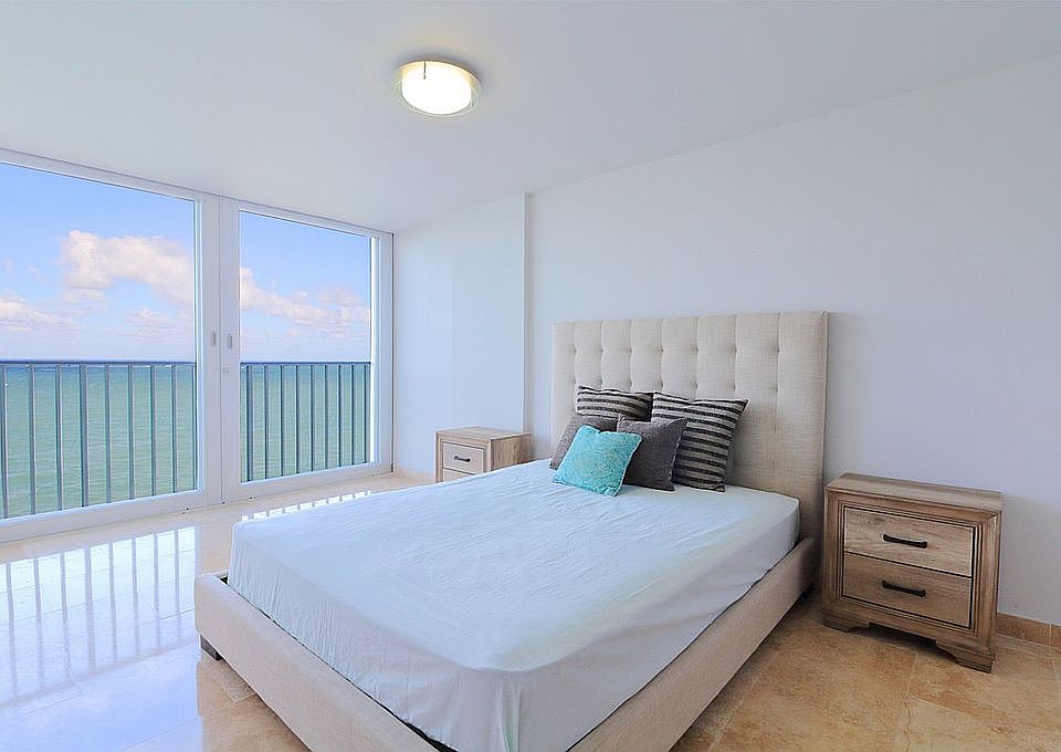 1st image of 3103 Avenida Isla Verde