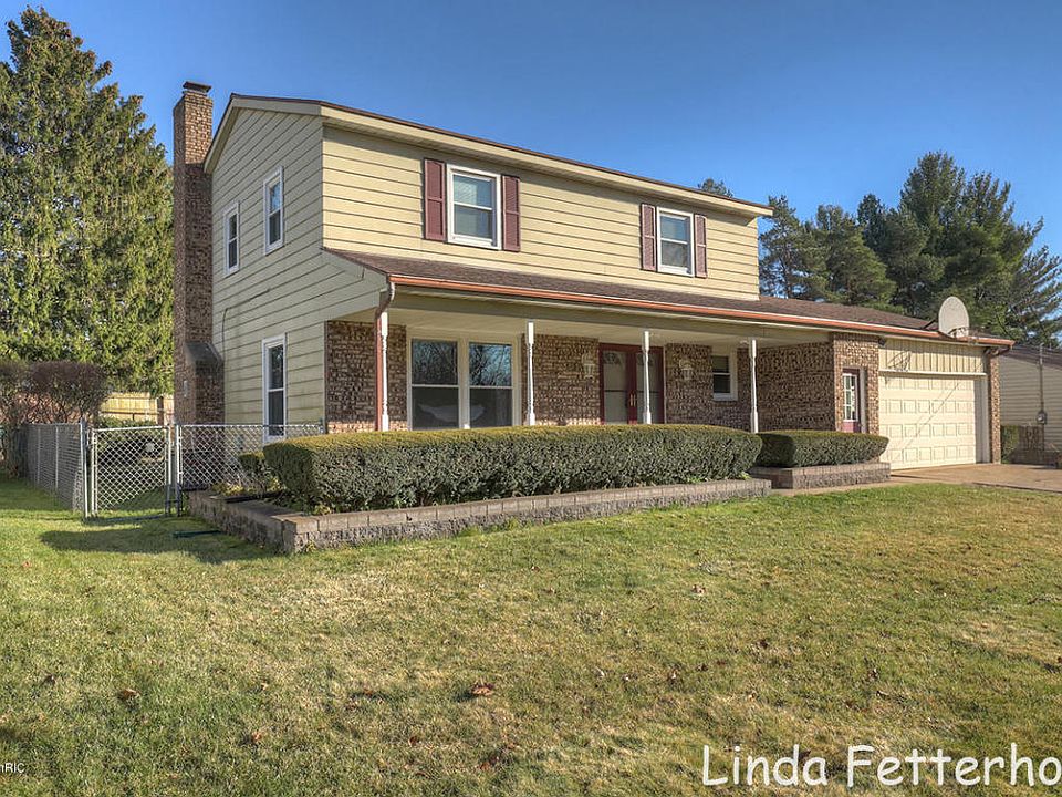 1st image of 4928 Newcastle Dr SE
