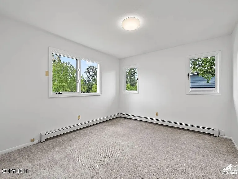 4071 Macinnes St — Photo 22
