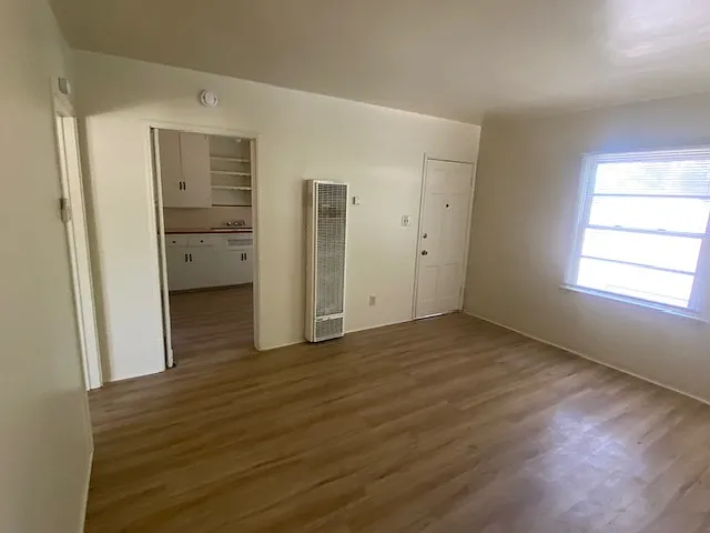 385 E Kingsley Ave #A — Photo 6