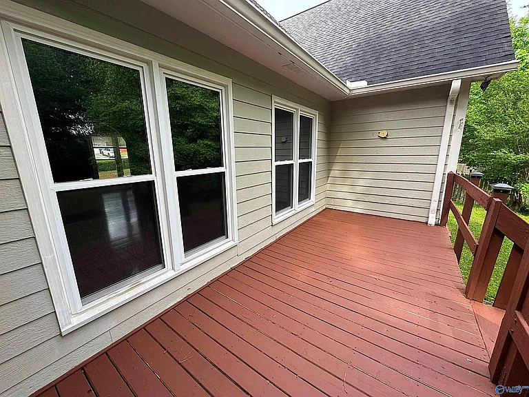 192 Rosecliff Dr — Photo 44