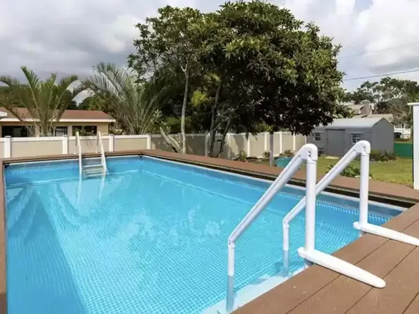 545 Northmoor Ave N, Saint Petersburg, FL 33702