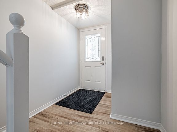4th image of 100 William Curtis Cir