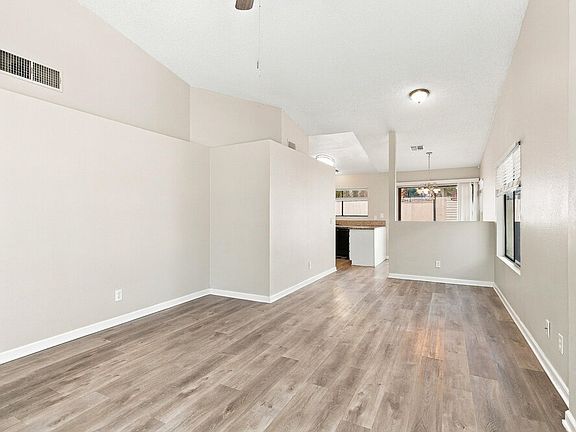 4th image of 1338 Operetta Way