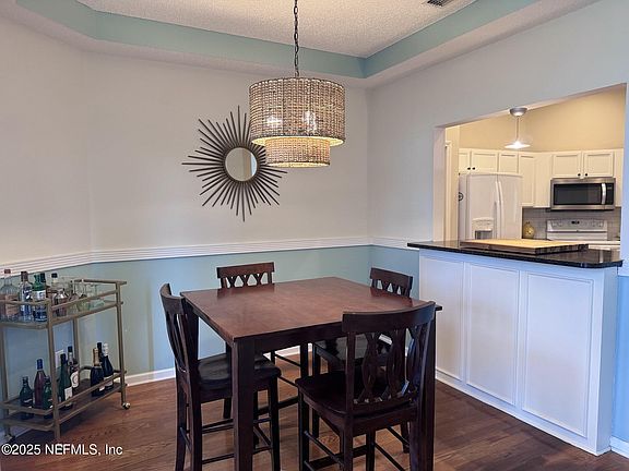 4th image of 2041 LAS BRISAS Way W