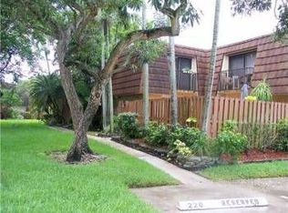 4095 Forest Hill Dr, Cooper City, FL 33026