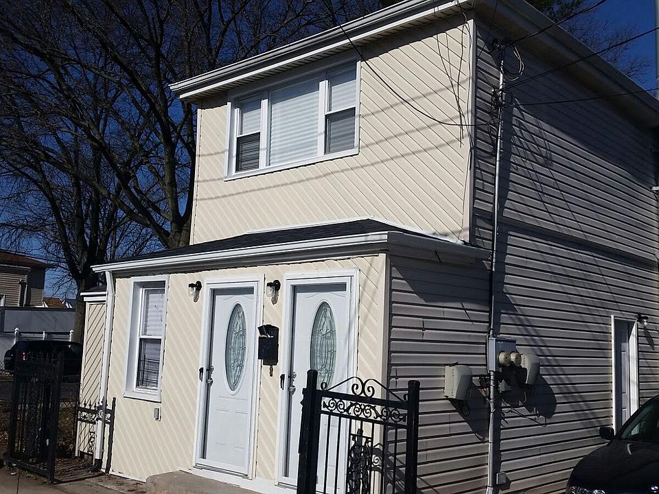1st image of 15603 113th Ave