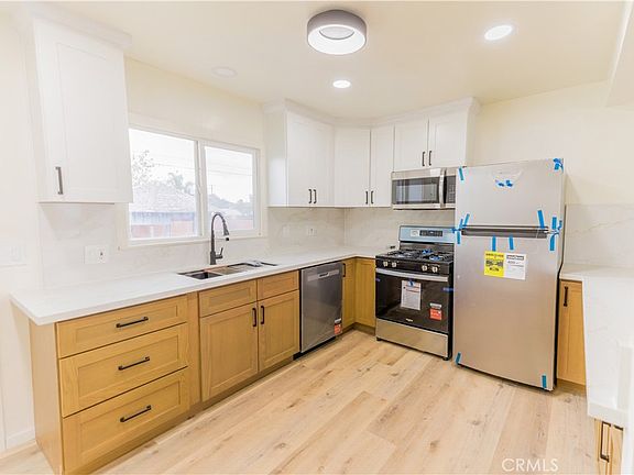 2nd image of 149 E Alru Ave