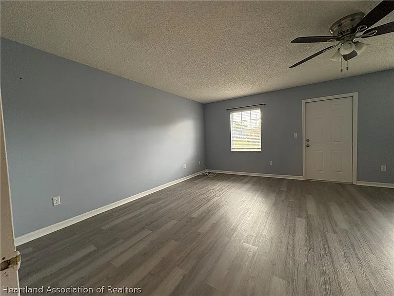 3928 Mendoza Ave — Photo 21