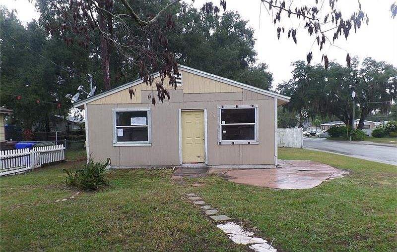 1st image of 1703 Sunny St