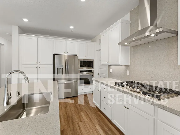 3062 Pansona St — Photo 6