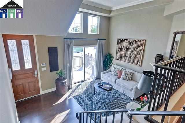 2nd image of 3965 Borgo Cmn
