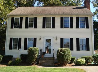 130 Lakeside Ave, Wrentham, MA 02093