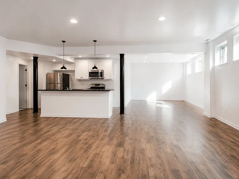 333 Earp Street — Photo 7