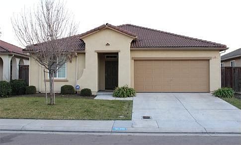 1st image of 3136 Estrella Ave