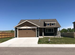 604 Toll St, Evansville, WY 82636
