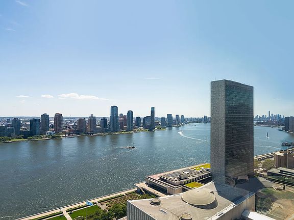 2nd image of 50 United Nations Plz APT 31B