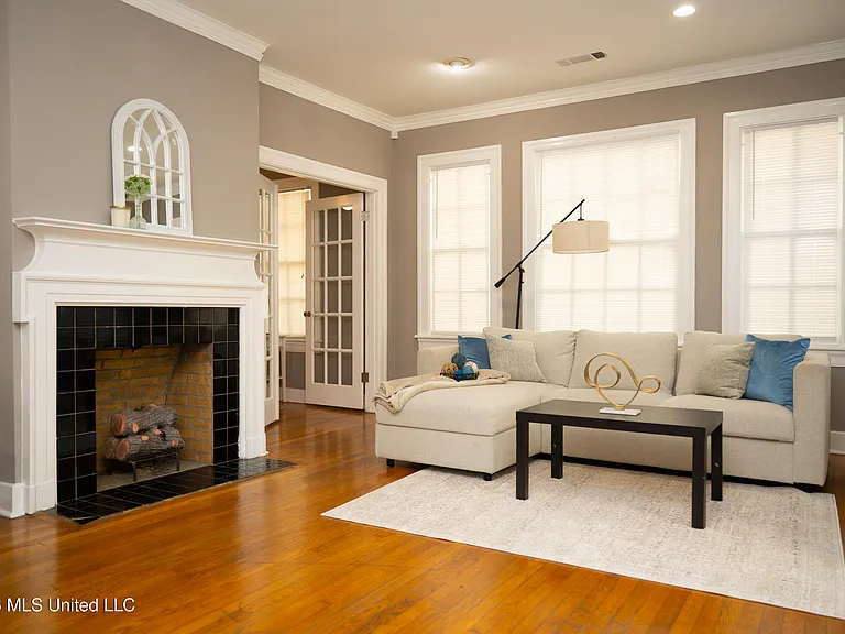 4091 Pine Hill Dr — Photo 4