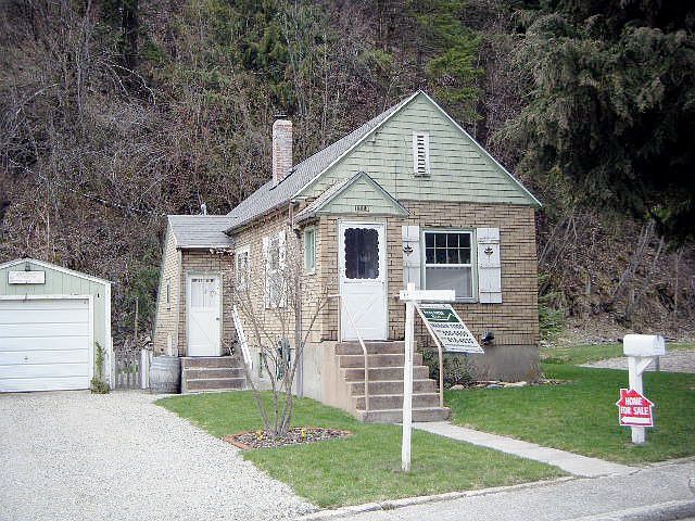 1st image of 1118 Canyon Ave