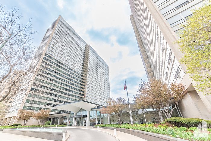 1st image of 3550 N Lake Shore Dr #3700