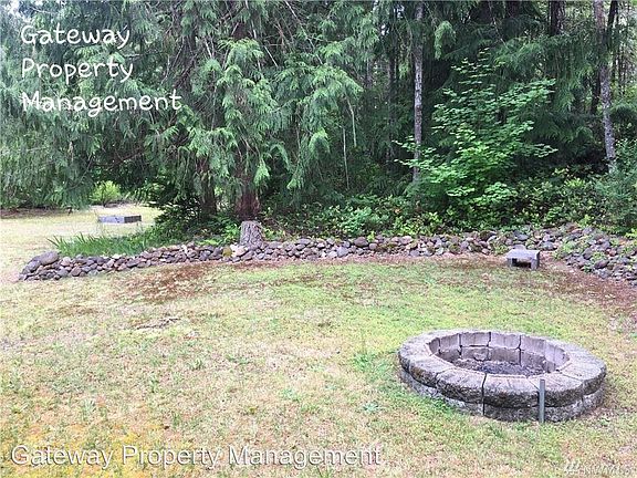 3rd image of 541 N Duckabush Dr N