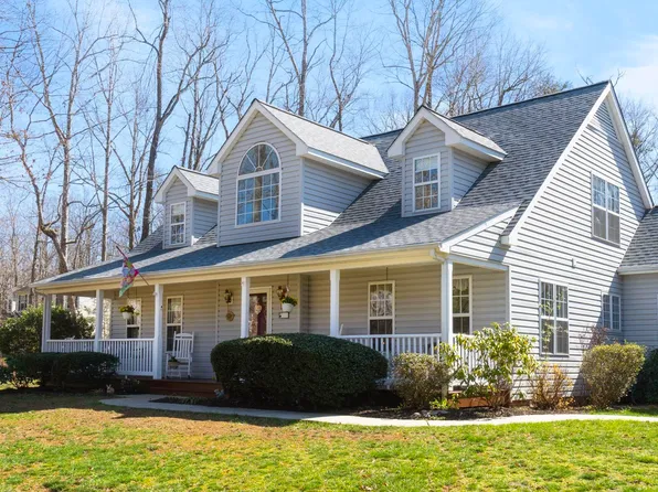 30 Meadow Ridge Rd, Troy, VA 22974