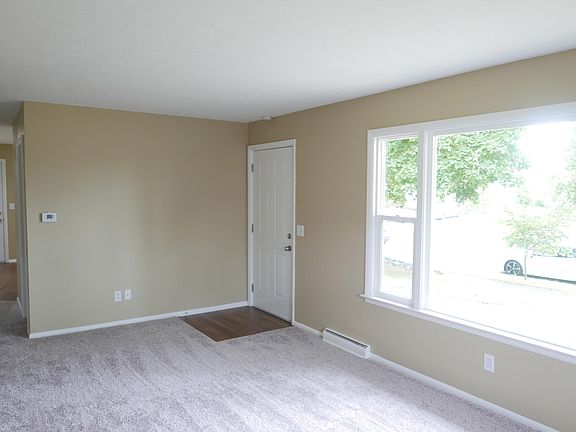 5th image of 5319 Wisteria St