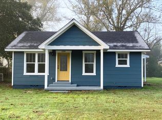 2209 N Jackson St, Palestine, TX 75803
