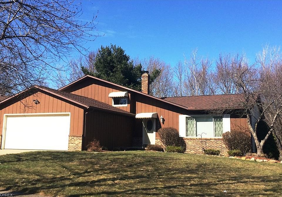 2nd image of 10300 Running Brook Dr