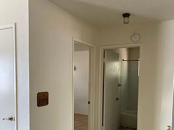 4th image of 3030 Browns Ln