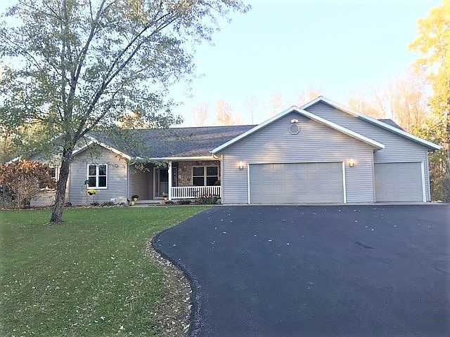 1st image of W10532 Elmwood Ln