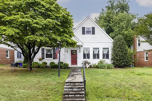 1815 Belvedere Blvd Photo 1