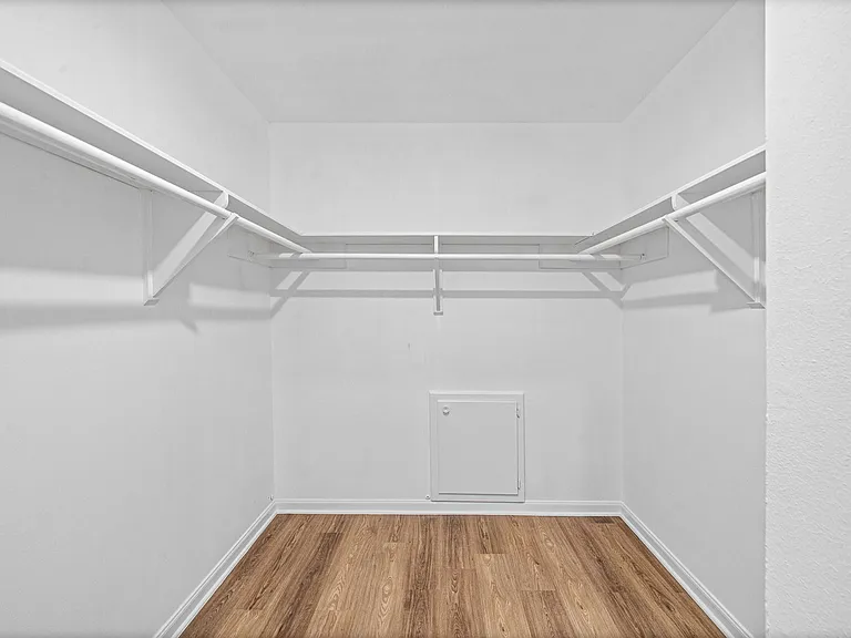 10622 Inwood Dr — Photo 24