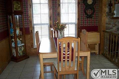 4th image of 6919 Clifden Dr