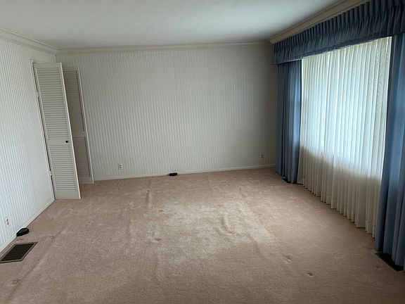 4th image of 3737 W 250 N