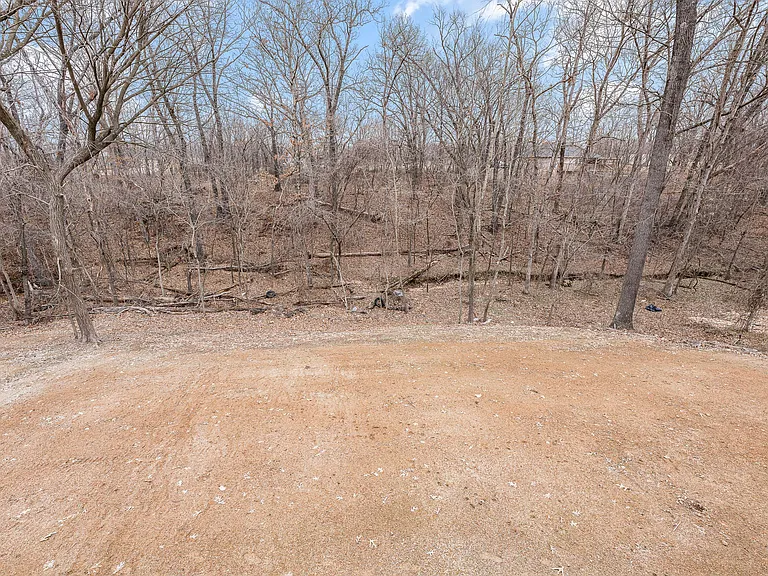 32 Taransay Dr — Photo 6