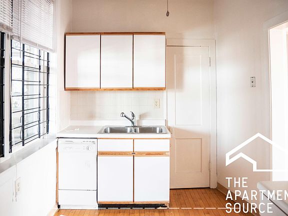 2nd image of 4257 N Winchester Ave APT 1