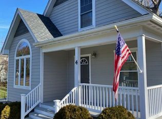 4 Knotty Alder Ct, Candler, NC 28715