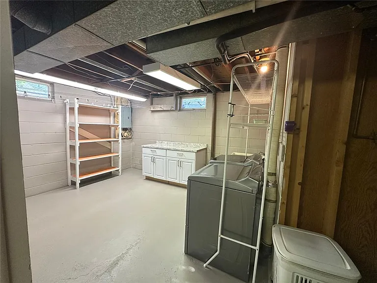 273 West Ave — Photo 21