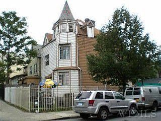 1st image of 860 Bronx Park S