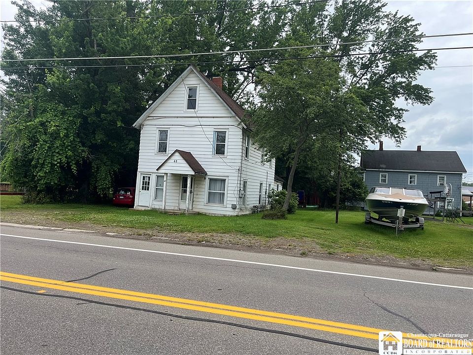 2nd image of 48 Boulevard Ave