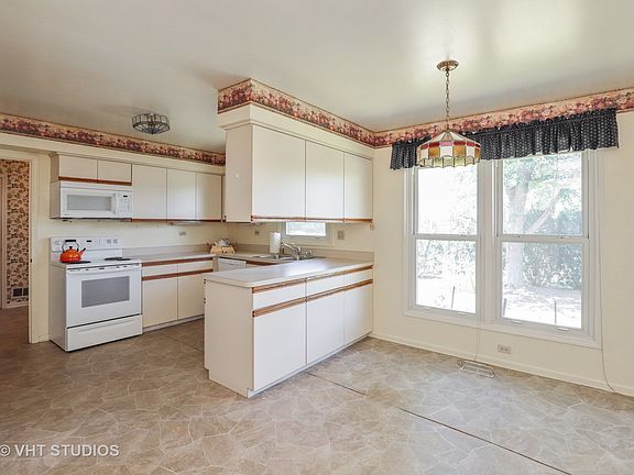 4th image of 1261 Terre Dr